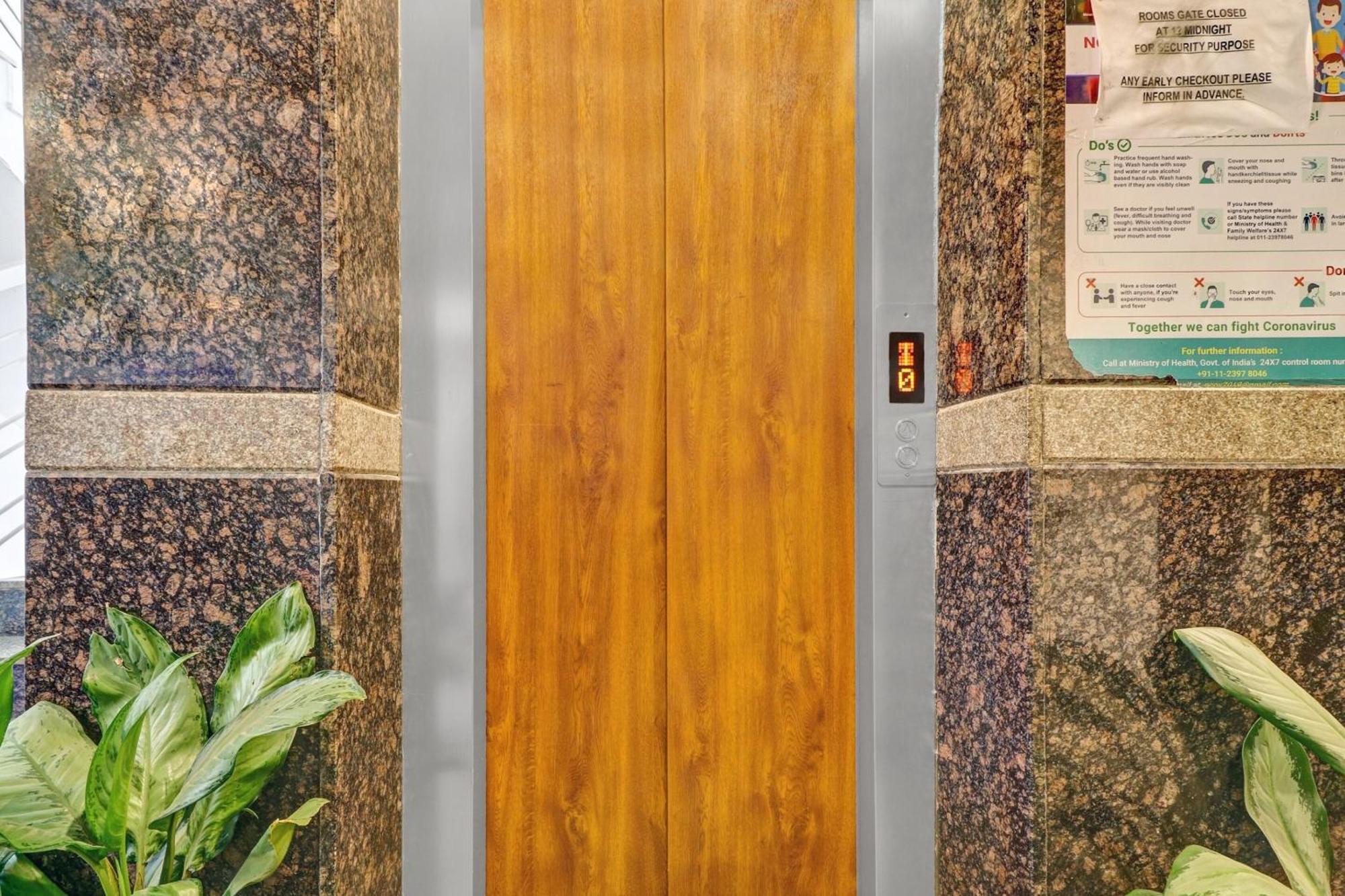 מלון העיר בנגלור Super Collection O Manasi Residency מראה חיצוני תמונה
